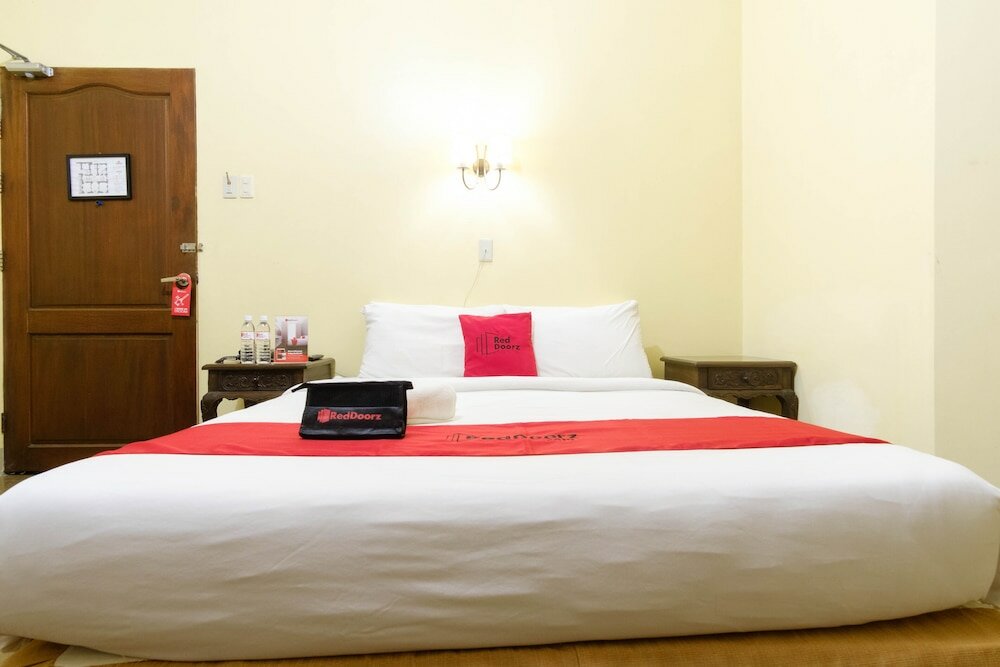 Фото RedDoorz Plus @ Calle Crisologo Vigan