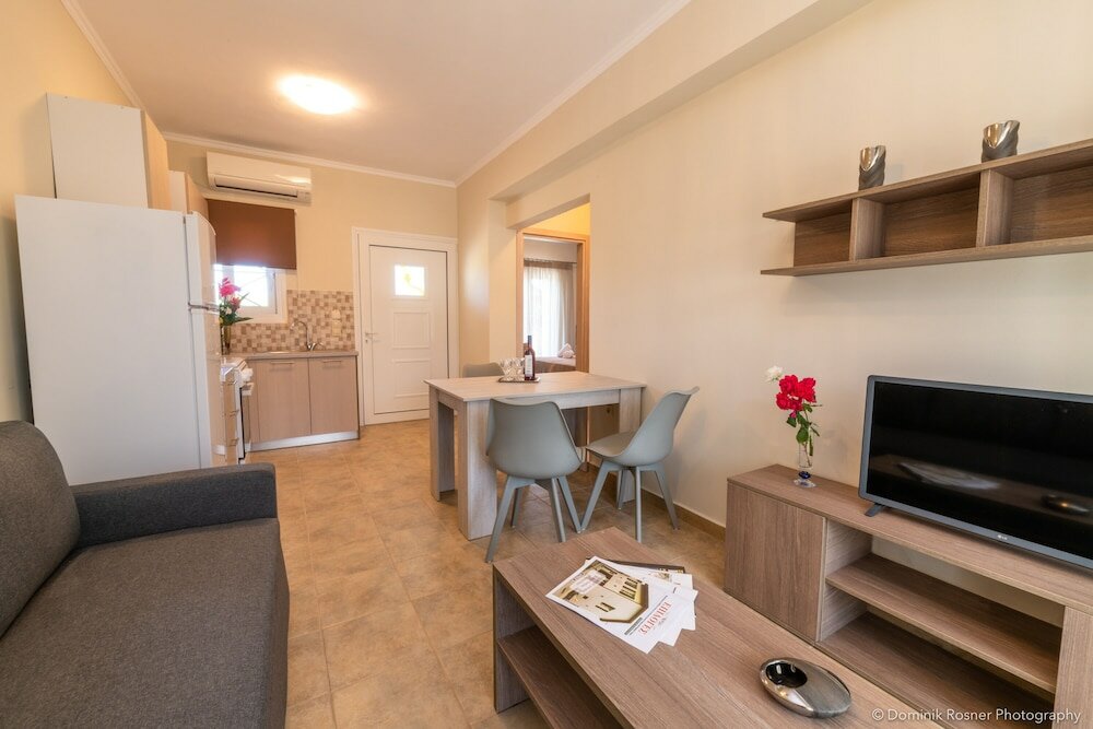 Фото Nancy's Luxury Apartments