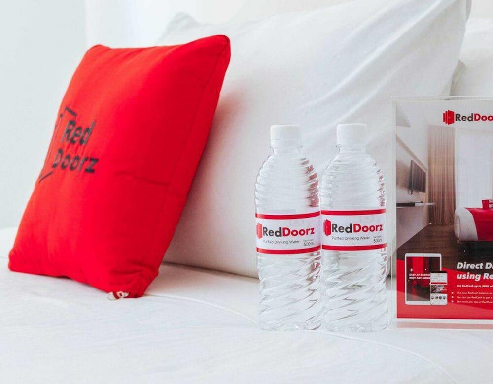 Фото RedDoorz Plus @ Taft North Mandurriao