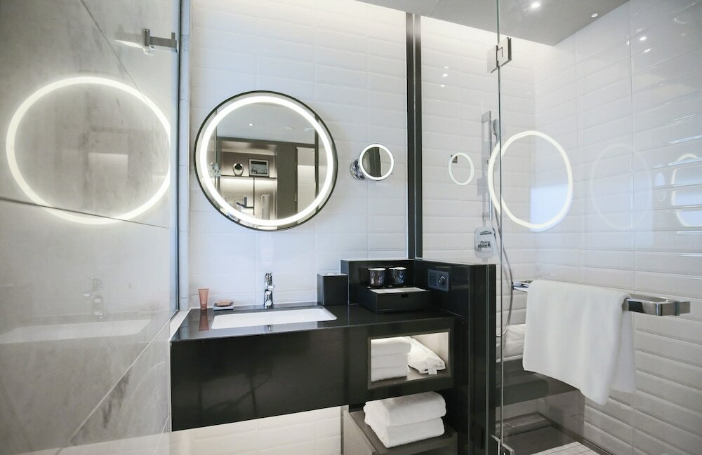 Фото Crowne Plaza Shenzhen World Exhibition and Convention Center by IHG