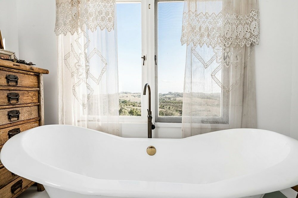 Фото Your Luxury Escape - Bisque House