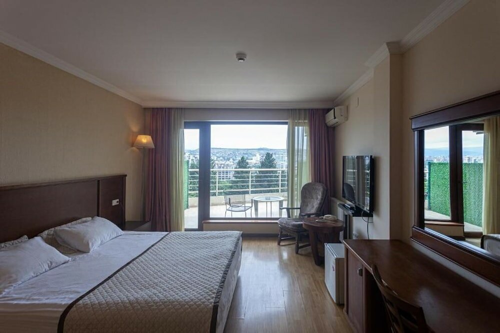 Фото Бомонд гарден