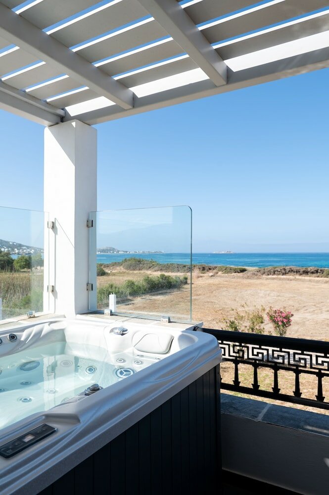 Фото Sea Lilies Suites