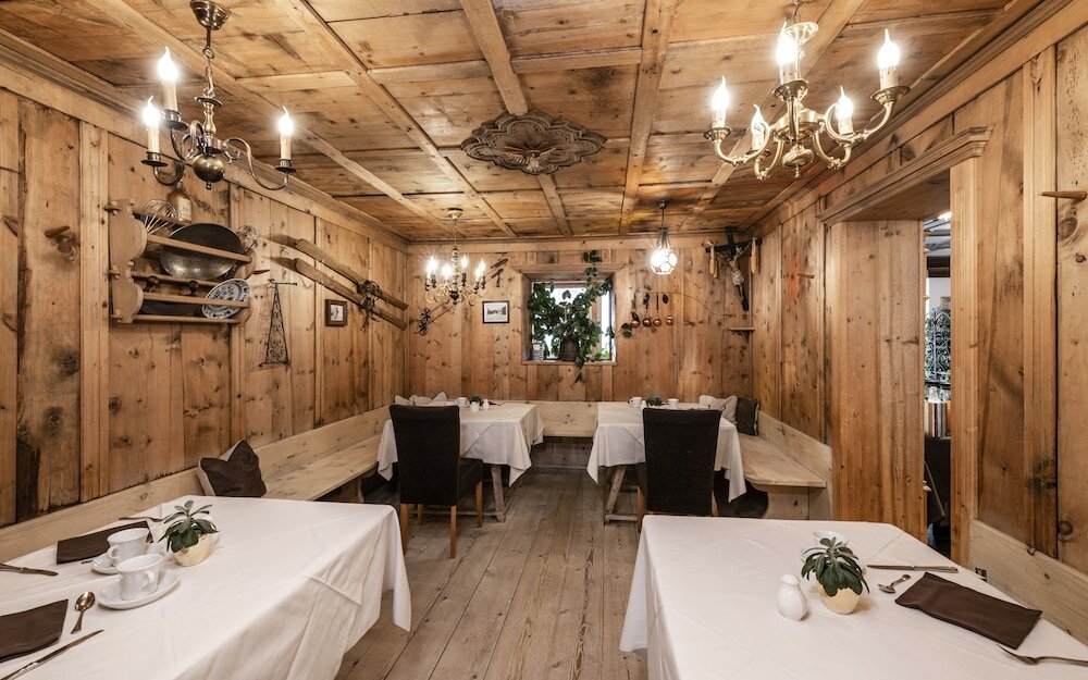 Фото Cavallino d'Oro