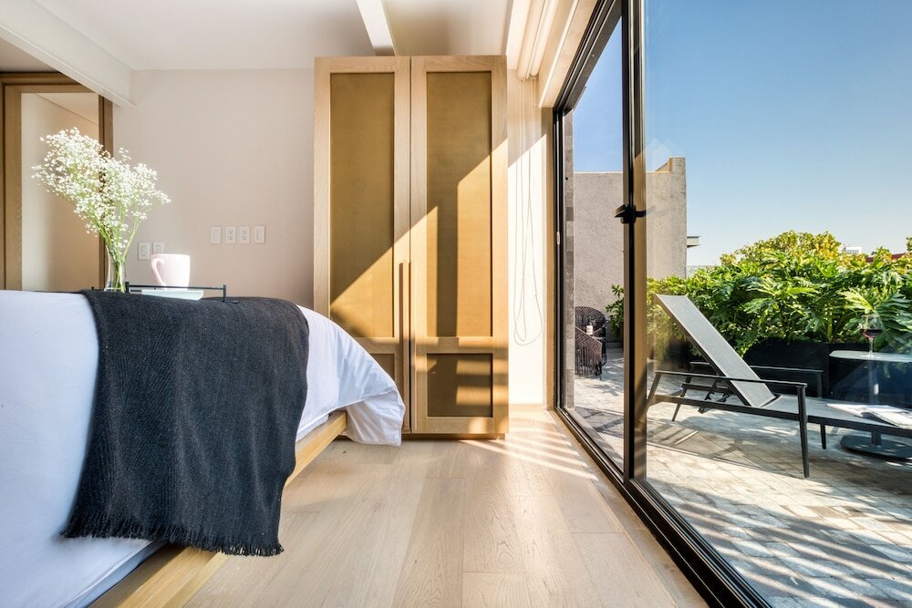 Фото Uliv Poe 240