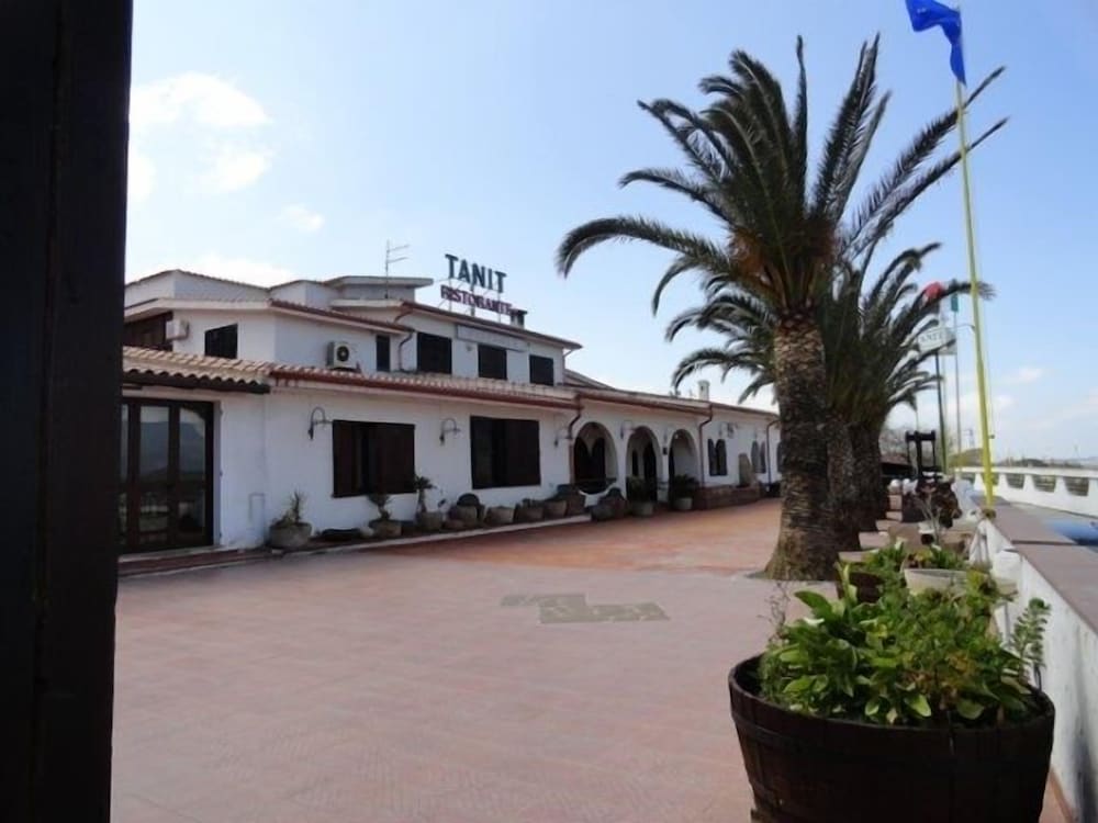 Фото Tanit Hotel Ristorante Museo