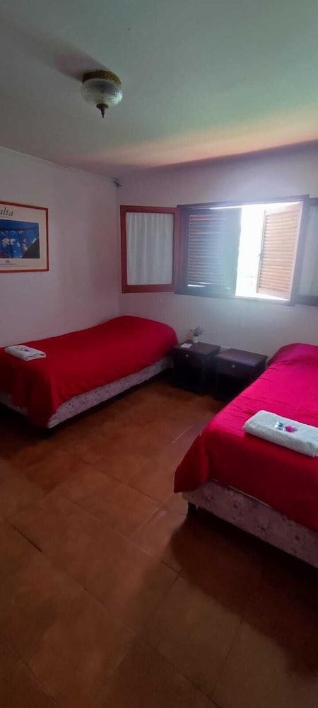 Фото Hostal Tilian