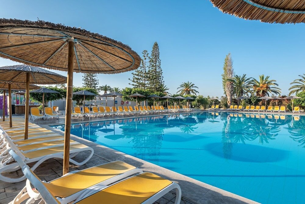 Фото E-Geo Easy Living Resort- All Inclusive