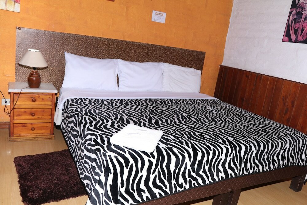 Фото Hostal La Catolica