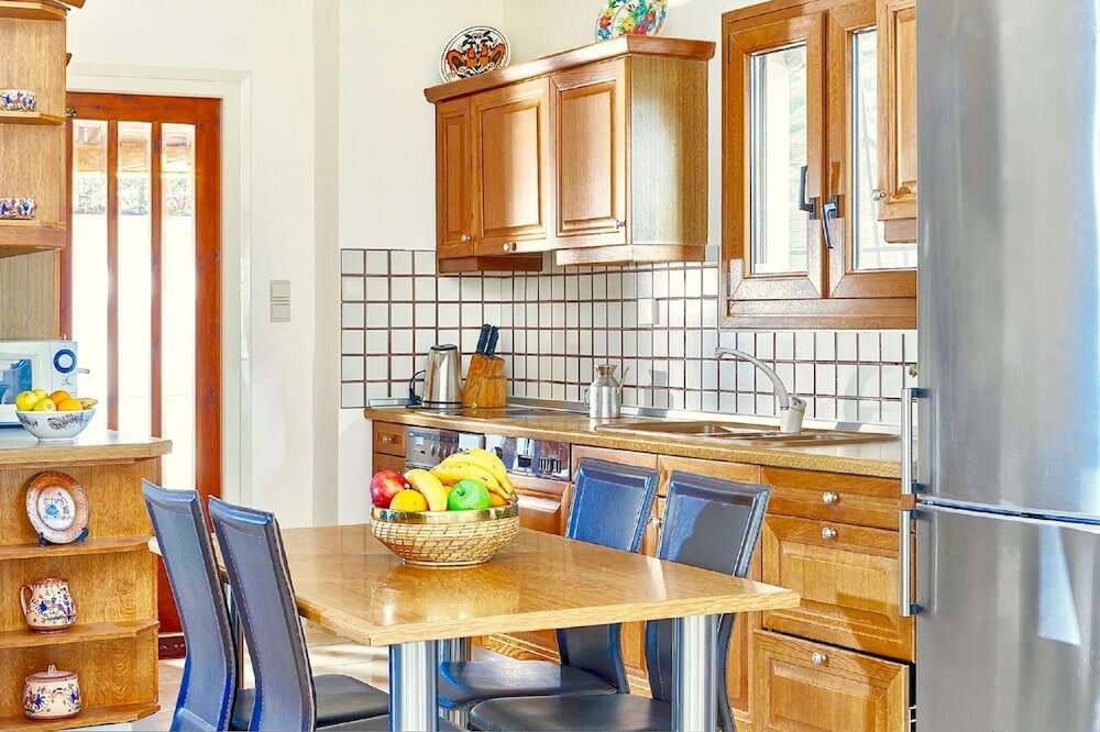 Фото Villa Karteros with private pool