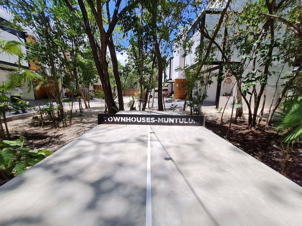 Фото Increíble Townhouse con piscina privada