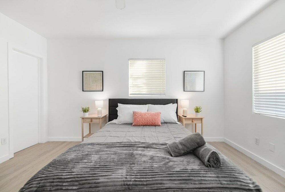 Фото Fantastic Studio 15 min from The Beach