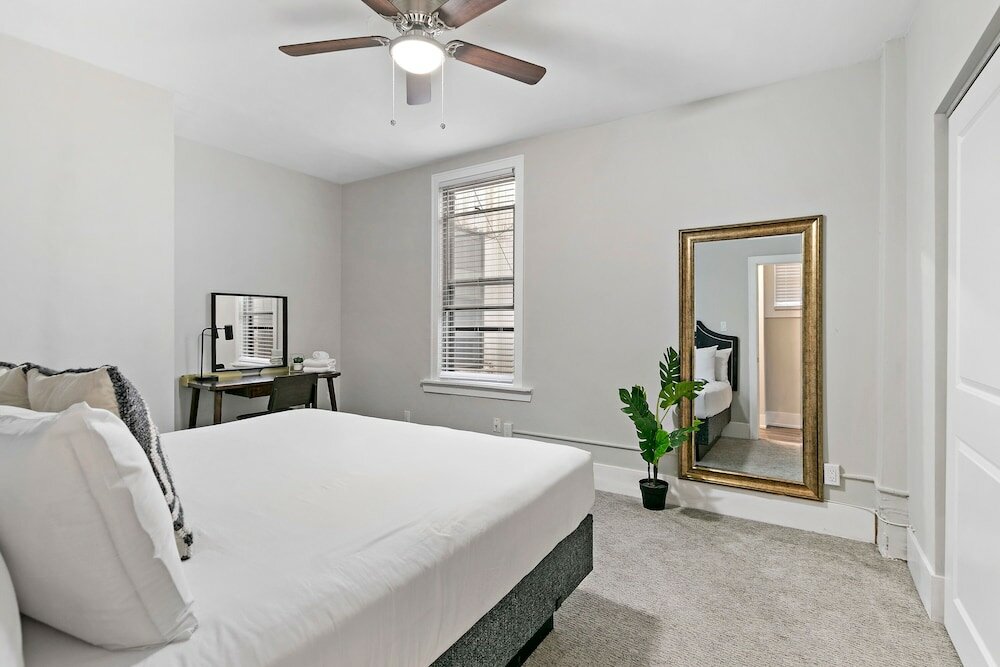 Фото 3br Apt near Shops Dining and DePaul