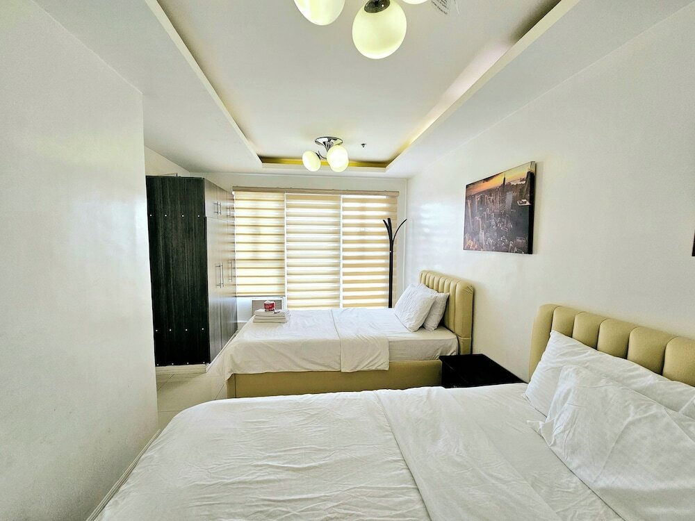 Фото Birch Tower by Rabvie Mhays