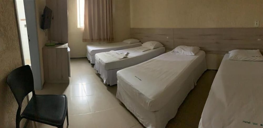 Фото Hotel Uzi Mar