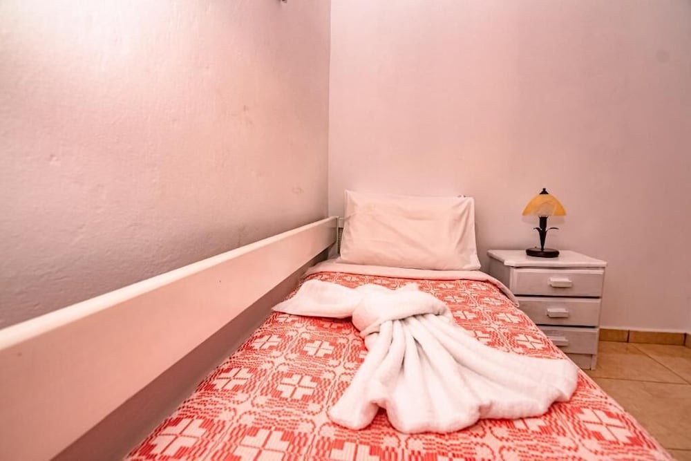 Фото Helen's House