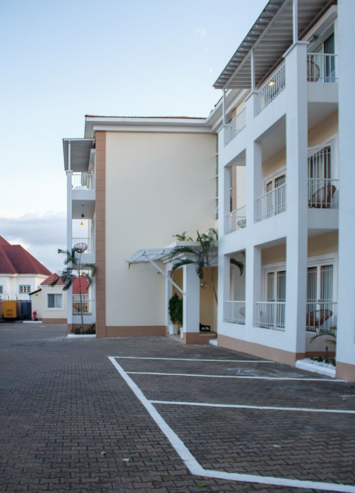 Фото ChrisVirgy Apartments