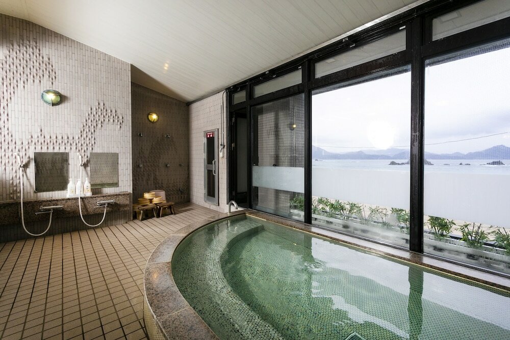 Фото Uminomieruyado Muramiya