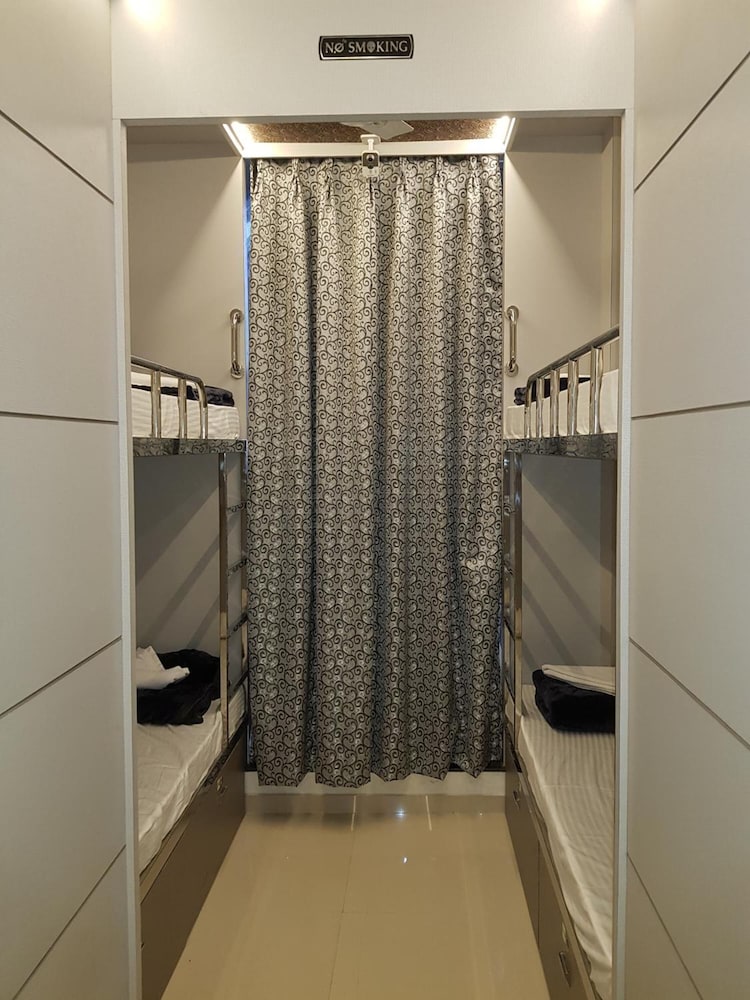 Фото Hotel Nice Stay