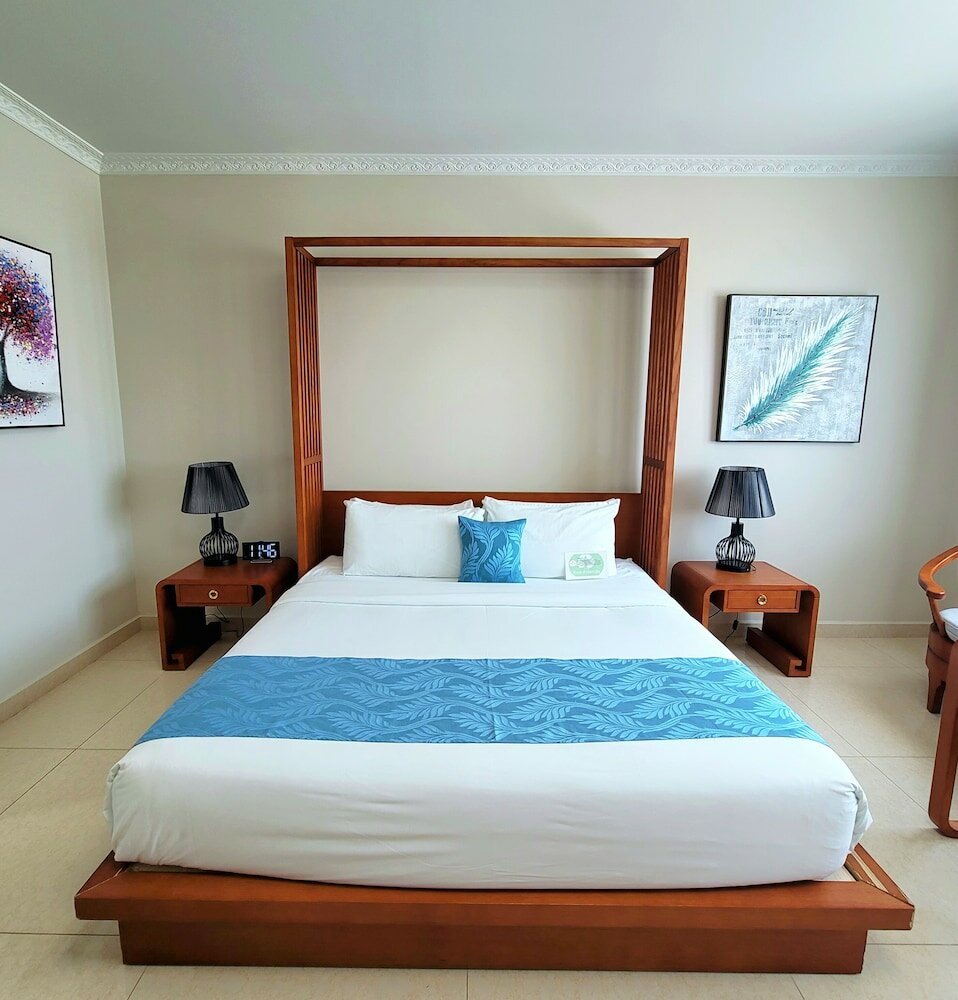 Фото Golden Bay Belize Hotel