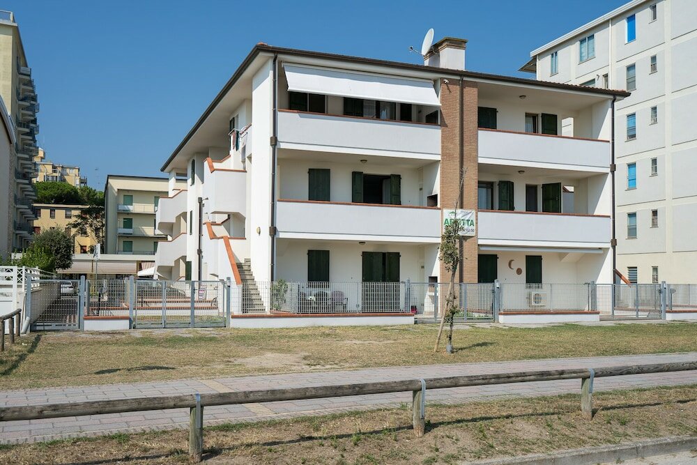 Фото Residence Smith - Fronte Mare 1 Piano 4b