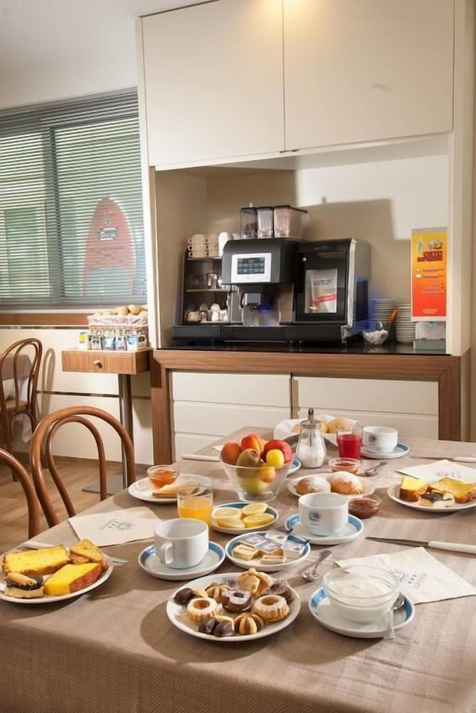 Фото Hotel Albatros