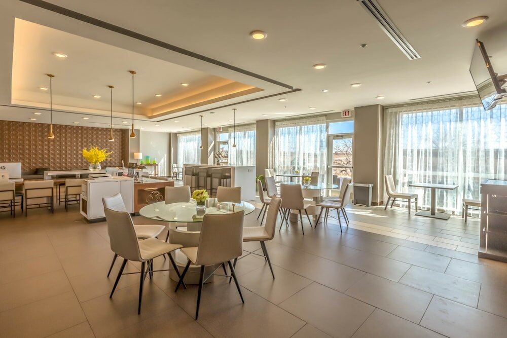 Фото Hawthorn Suites by Wyndham Loveland