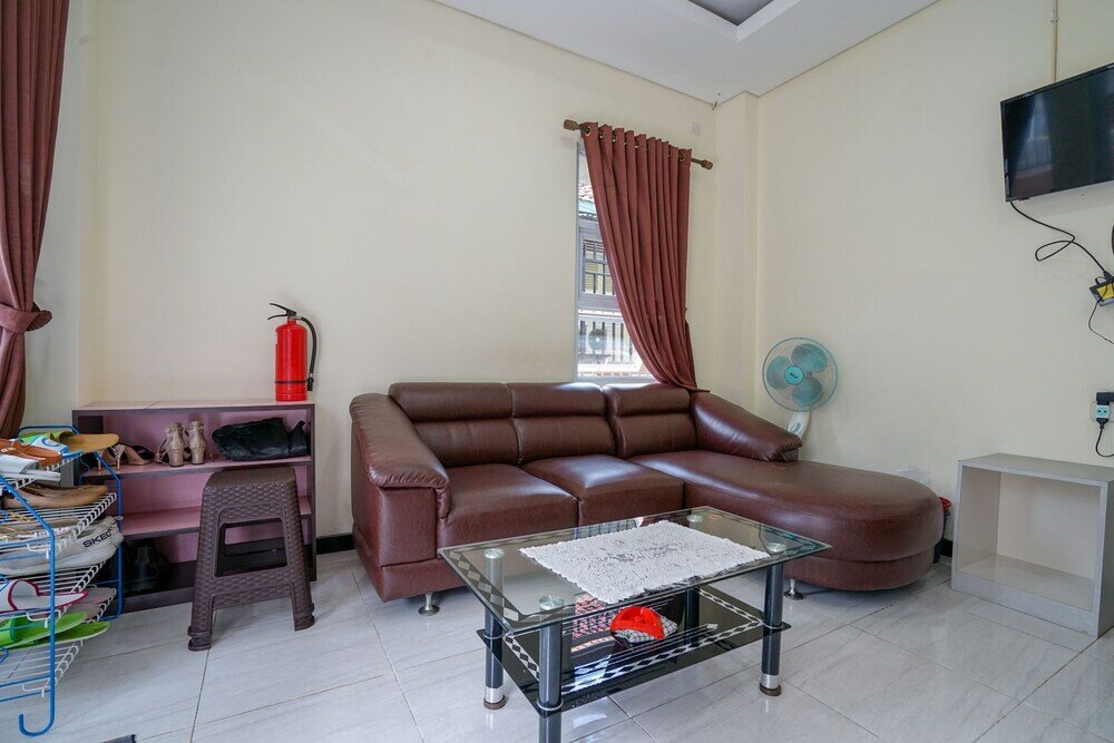 Фото Spot On 2246 Kost 97 Syariah