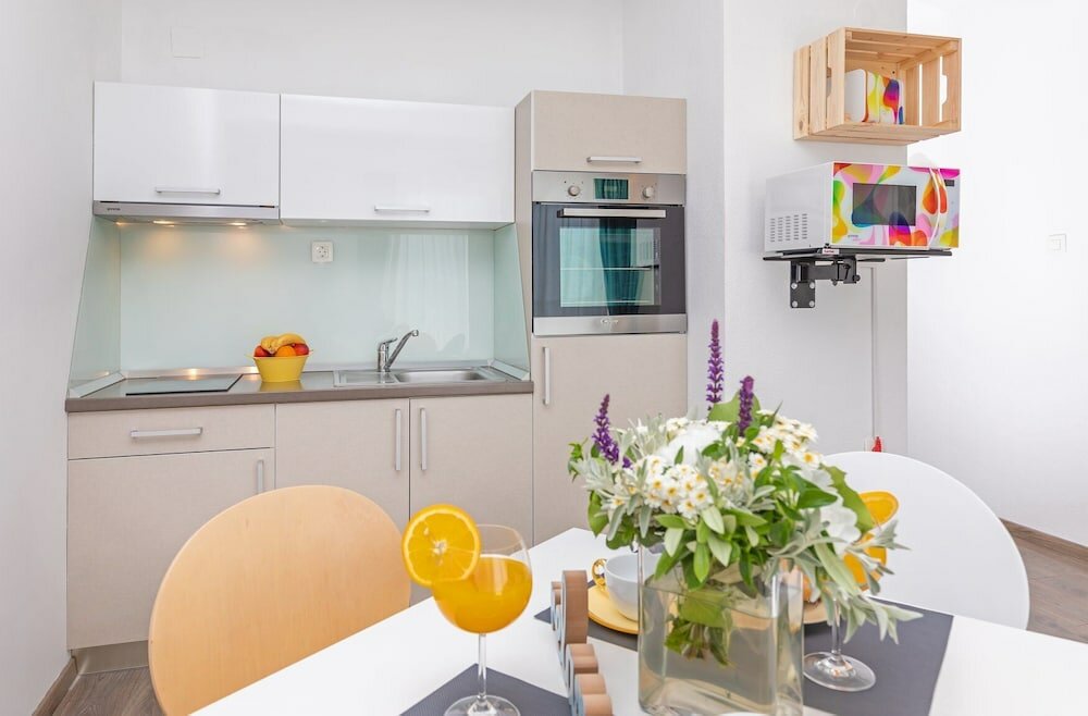 Фото Apartmani D & J