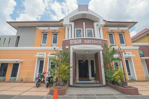 Гостиница RedDoorz Plus Syariah at Banjarbaru 2 в Провинции Южный Калимантан
