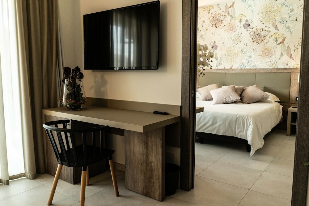 Фото Hotel Pontemare