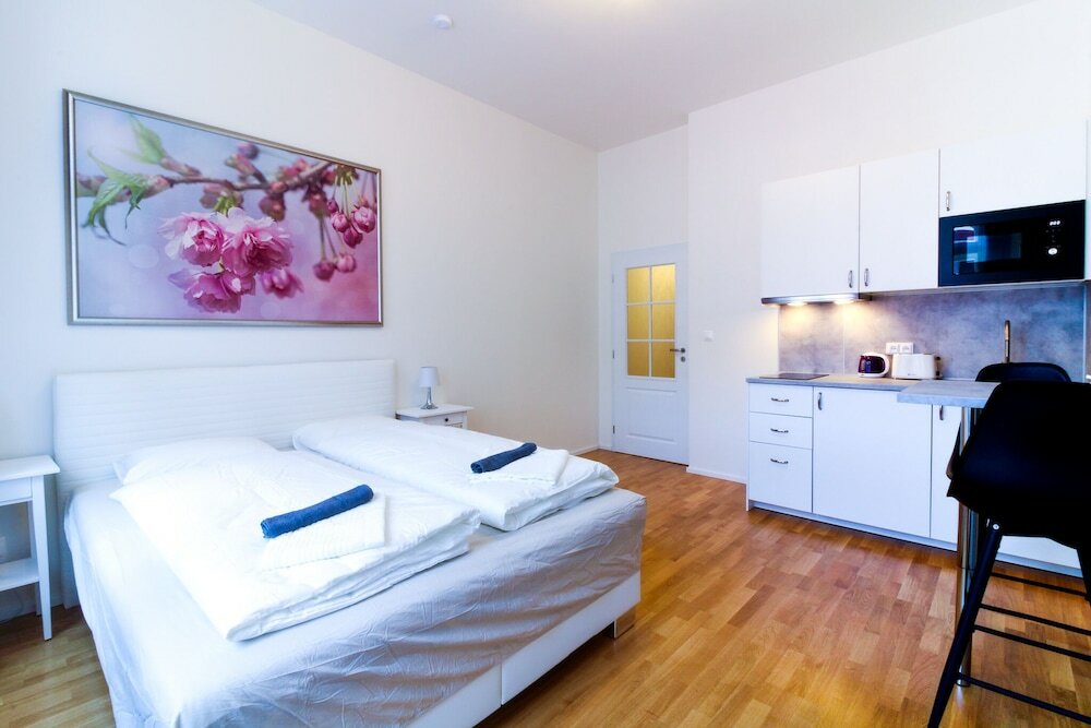 Фото Bouquet Apartments