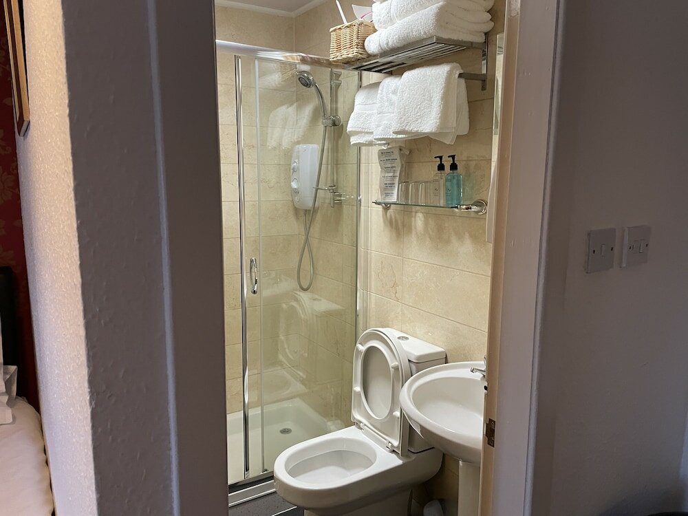 Фото Royston Guest House