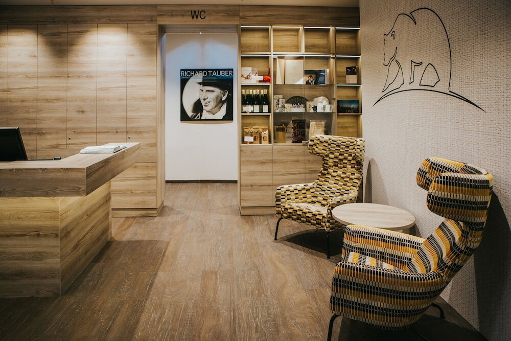 Фото Hotel Schwarzer Bär