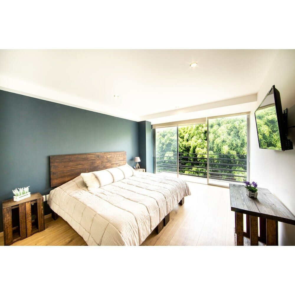 Фото Brand New Luxury Park Front Apartment