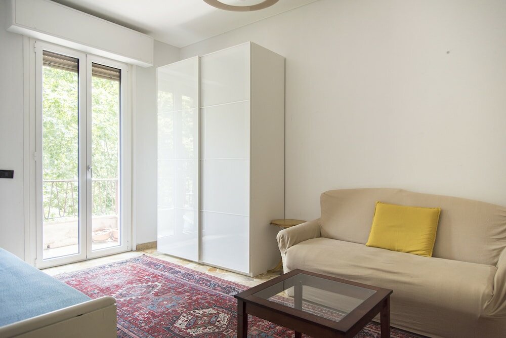 Фото 2 Bedrooms Flat near Bocconi, Iulm, Navigli