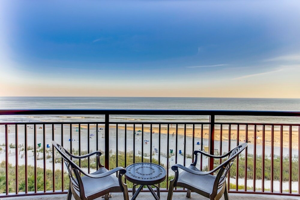 Фото Beachfront Anderson Condos by Hosteeva