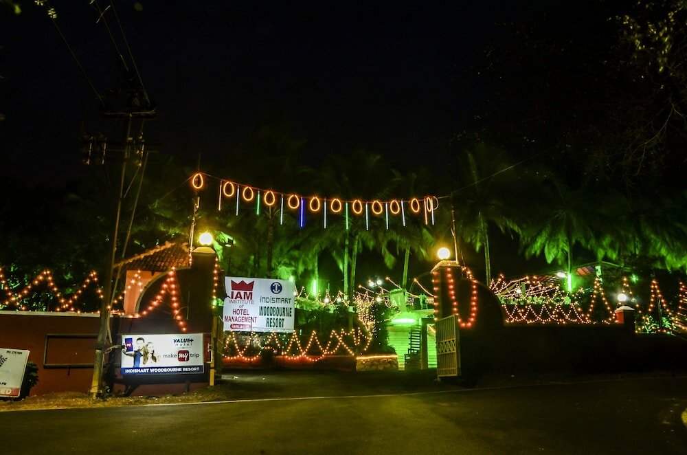 Фото Indismart Woodbourne Resort
