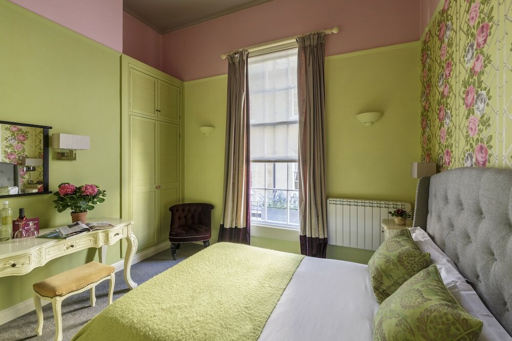 Фото Harington's Hotel