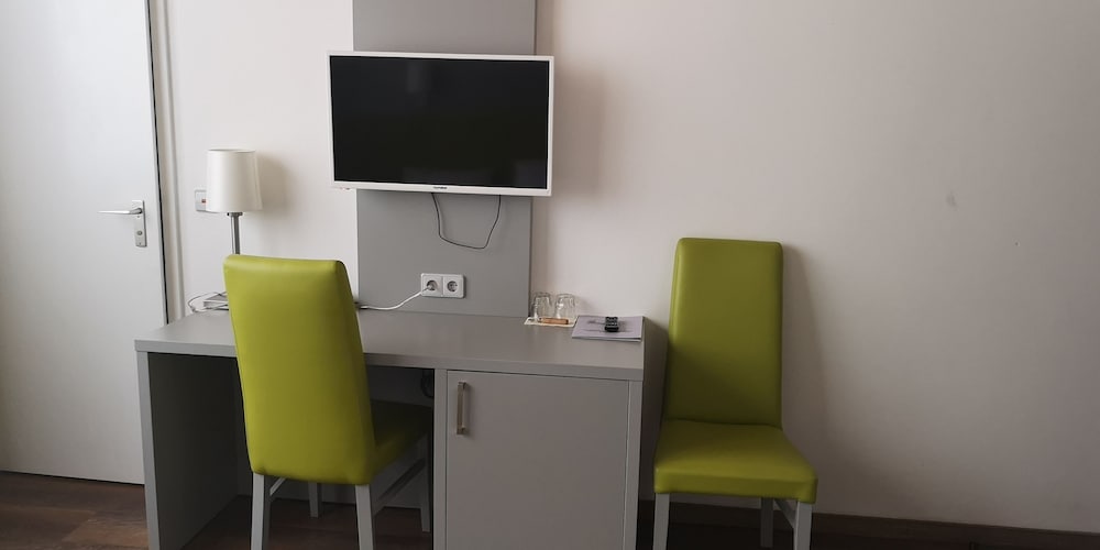 Фото Hotel Altbacher Hof