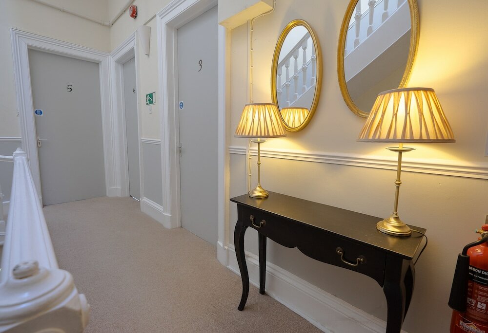 Фото Amadeus Guest House