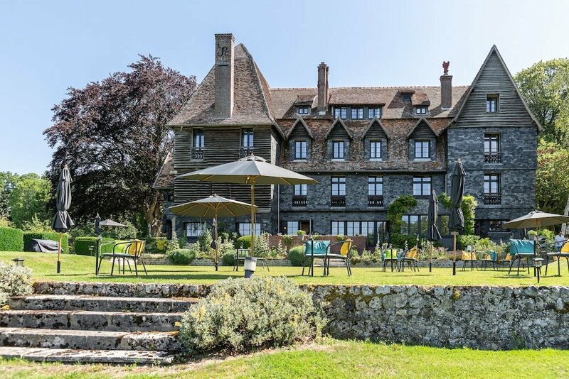 Гостиница Les Jardins de Coppelia