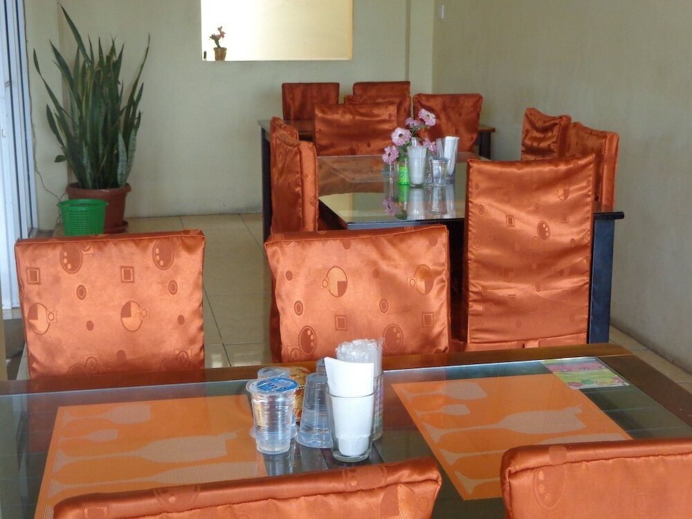 Фото Hotel Musafir Inn