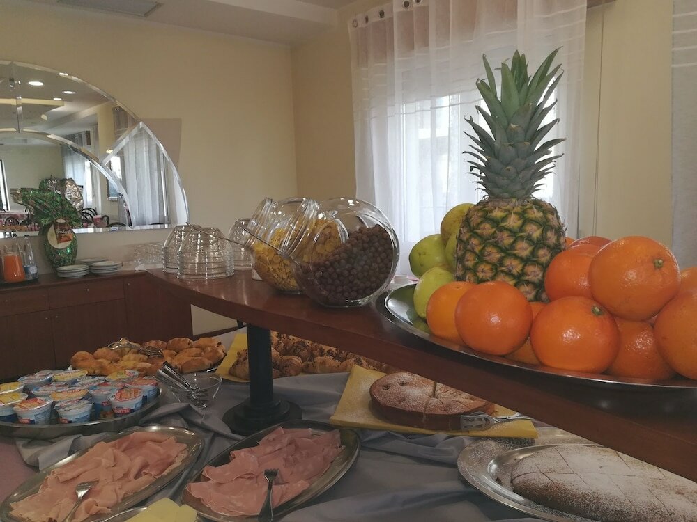 Фото Hotel Bonaria