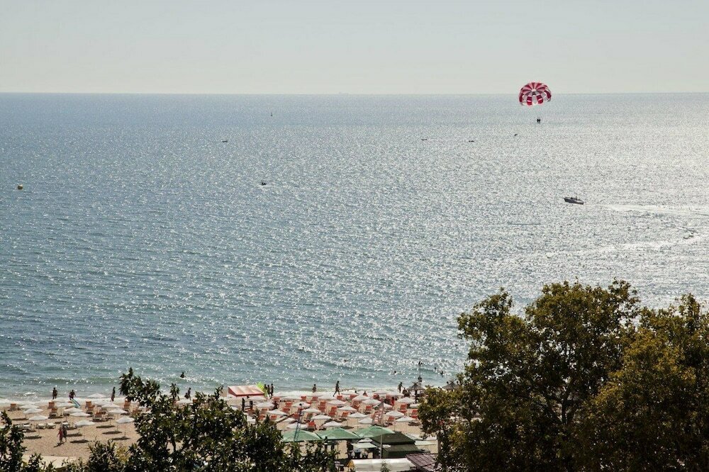 Фото 1-st Line Izvora Hotel Golden Sands