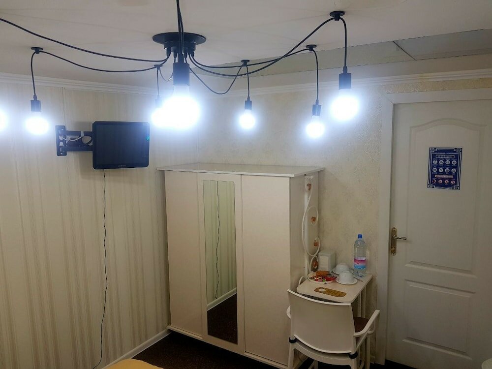 Фото L. E. S. Hostel