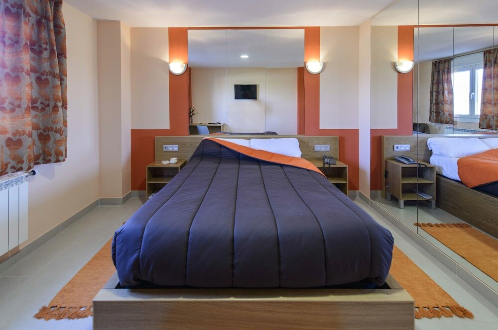 Фото Motel Cancún Avilés