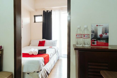 Гостиница RedDoorz Plus @ Moldex Residences Baguio в Багио