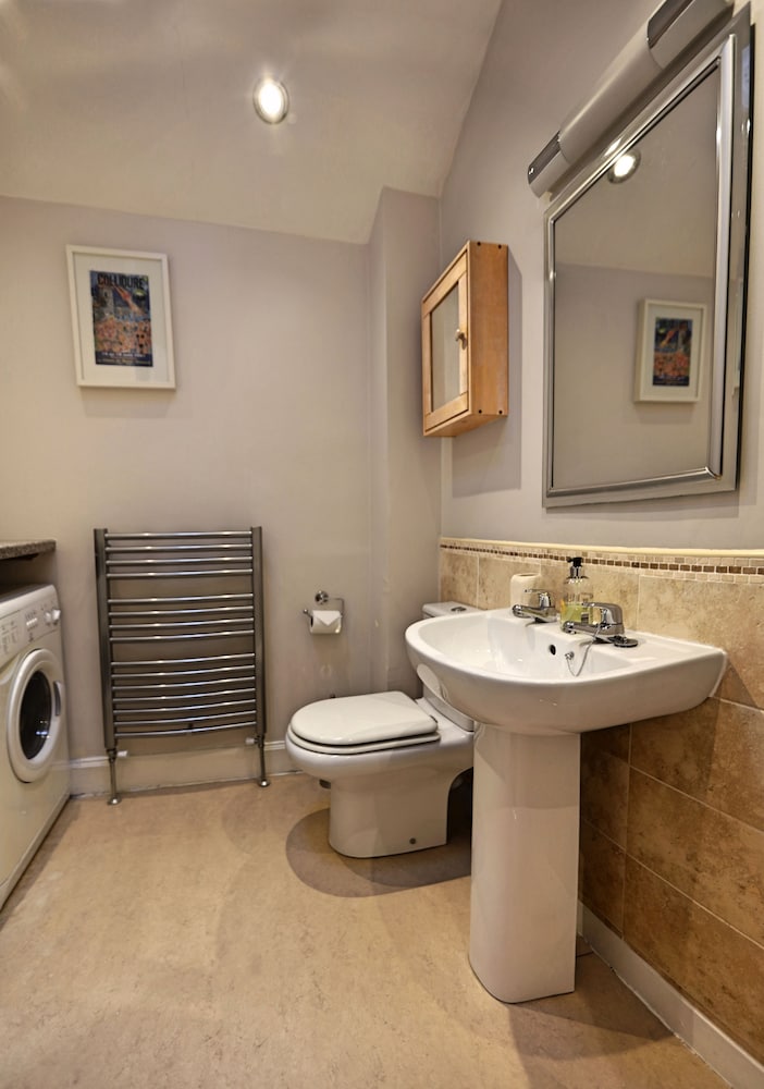 Фото Wonderful Central Edinburgh Apartment