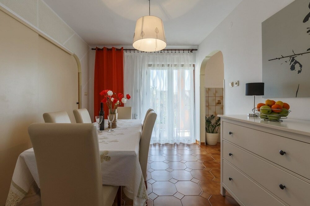 Фото Villa Nina Apartments